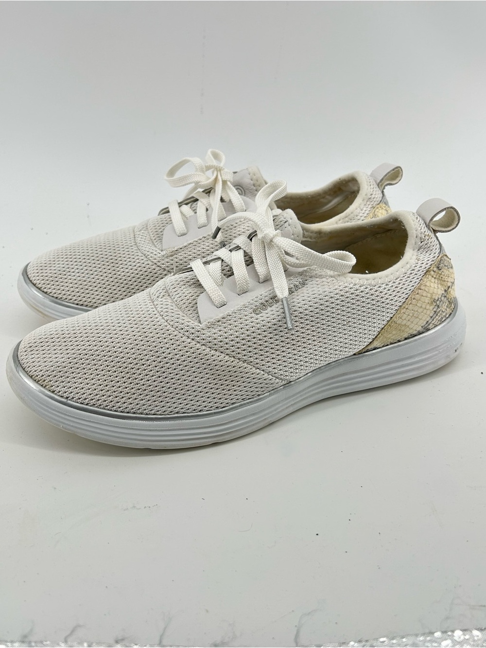 COLE HAAN Grandsport Journey Snake Lace Up Sneakers Women's Size 10